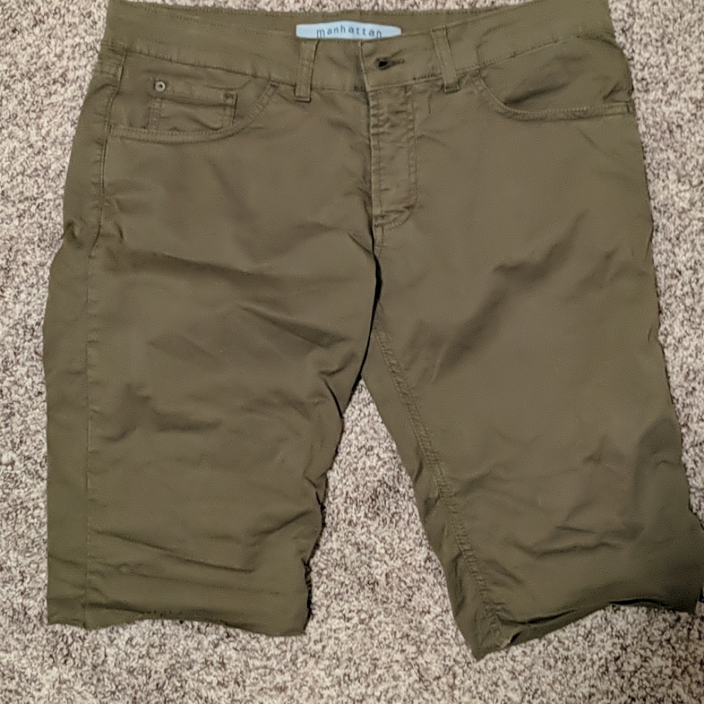 Manhattan Shorts